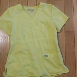 Grey's Anatomy medium yellow scrubs